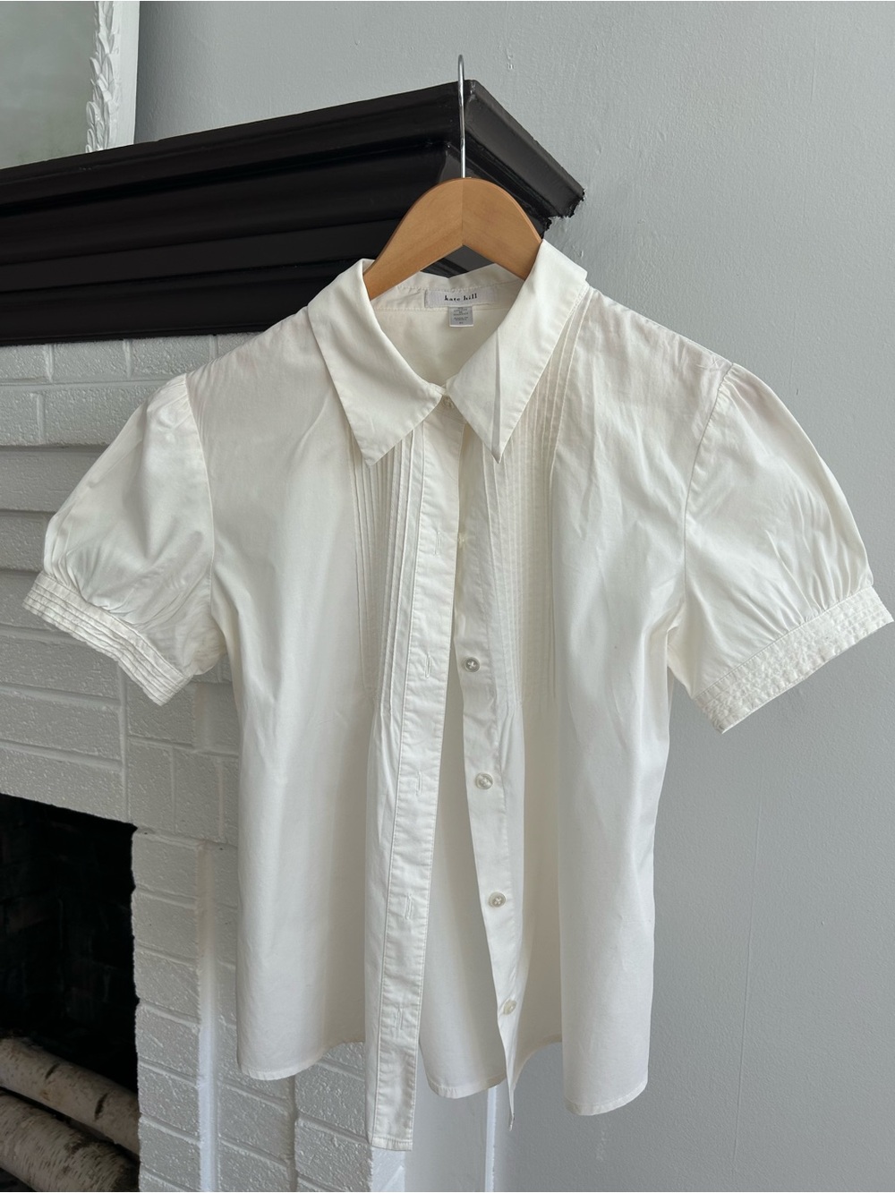 Kate Hill White Short-Sleeve Pintuck Button-Down Shirt